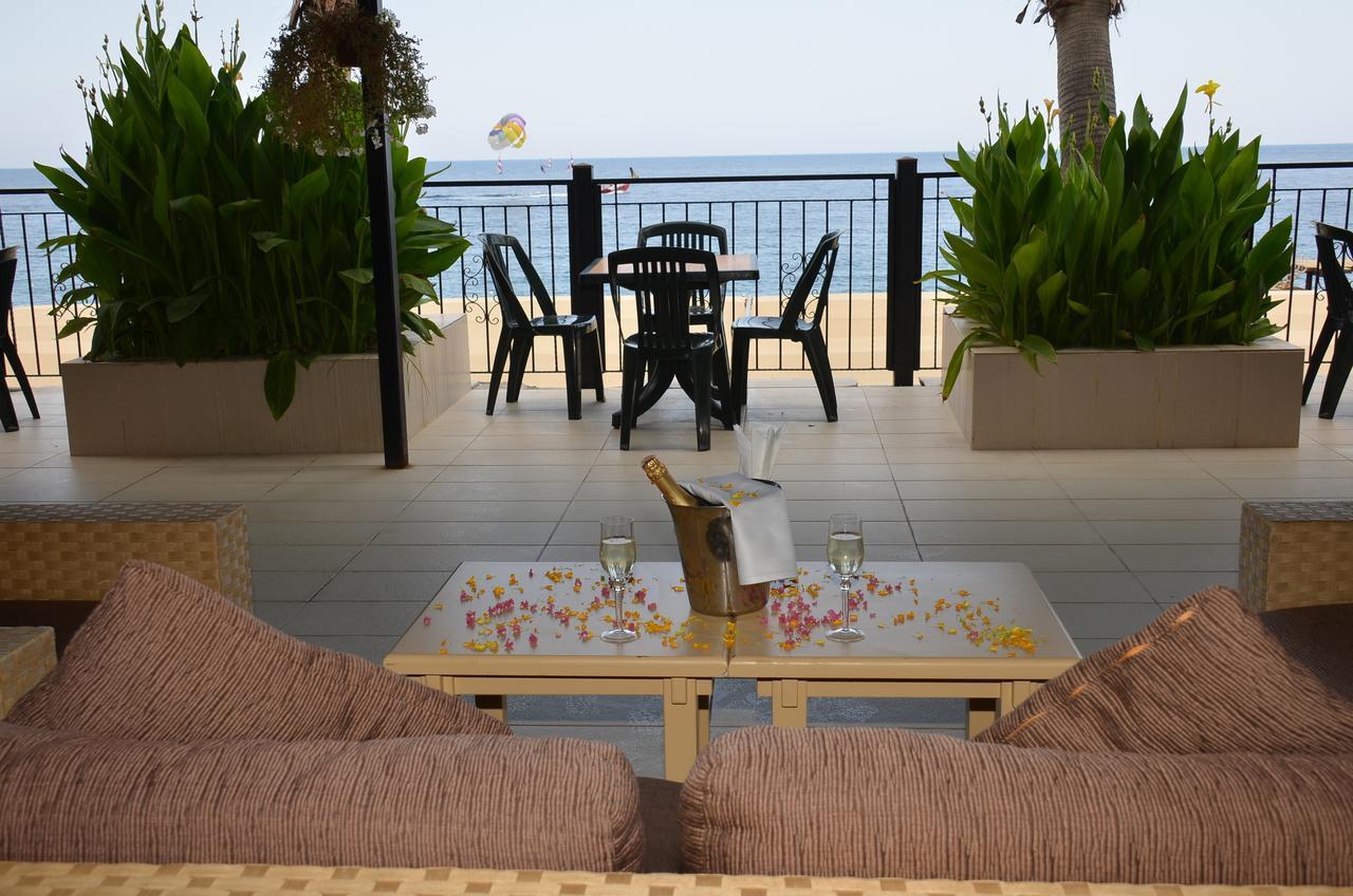 Club Akman Beach Camyuva Ngoại thất bức ảnh