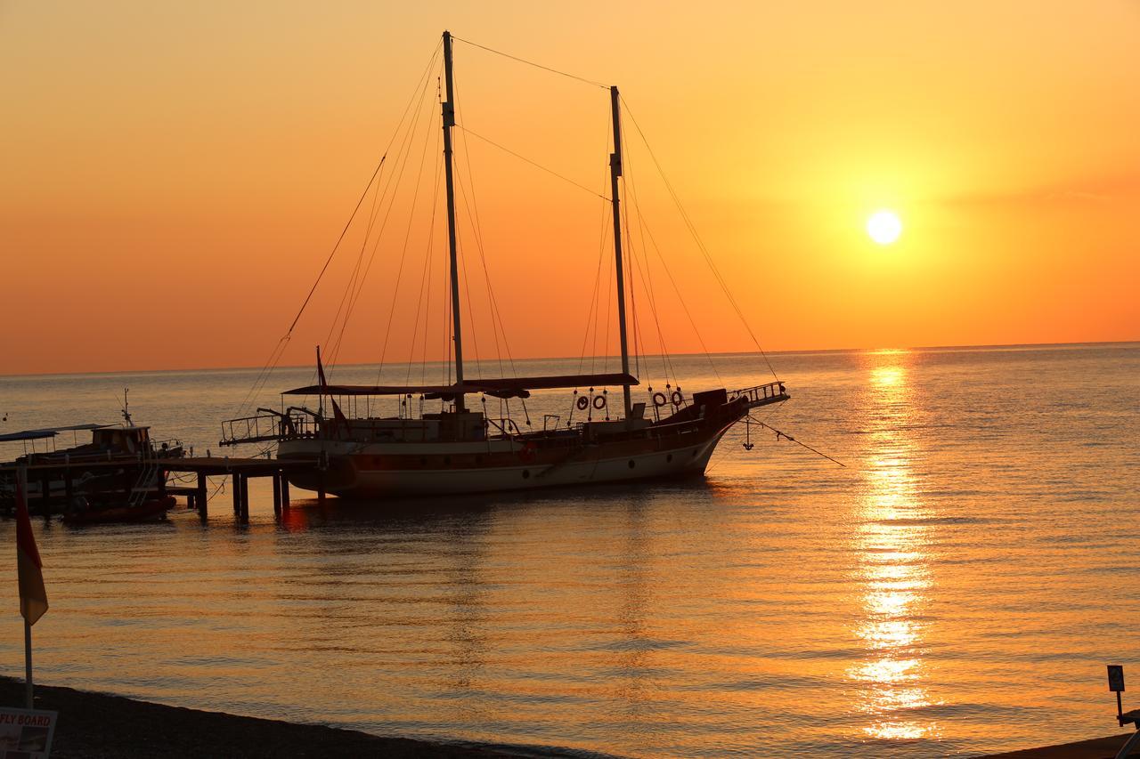 Club Akman Beach Camyuva Ngoại thất bức ảnh